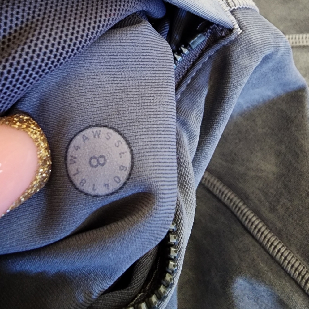 Lululemon Define Nulux Wash Jacket Size 8 - Picture 2 of 6